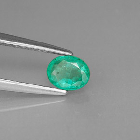 Esmeralda verde natural 0,32ct, corte oval, SI