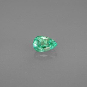 Esmeralda verde natural 0,47ct, formato de pêra, VS-SI