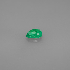 Esmeralda verde natural 0,30ct, formato de pêra, VS-SI