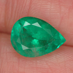 Esmeralda verde natural 2,22ct, formato de pêra, VS-SI
