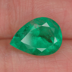 Esmeralda verde natural 2,22ct, formato de pêra, VS-SI