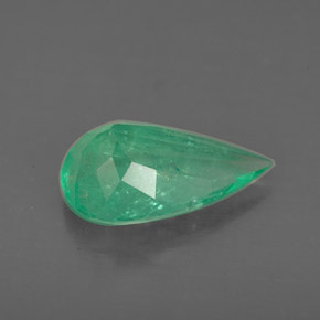 Esmeralda verde natural 2,43ct, formato de pêra, SI