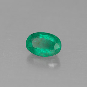 Esmeralda verde natural 0,45ct, corte oval, SI-I1