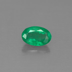 Esmeralda verde natural 0,49ct, corte oval, SI-I1