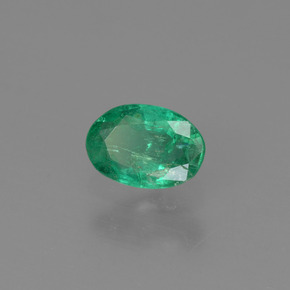 Esmeralda verde natural 0,40ct, corte oval, SI-I1