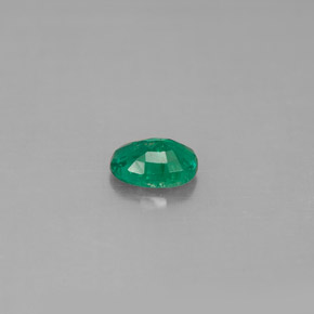 Esmeralda verde natural 0,42ct, corte oval, SI-I1