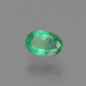 Esmeralda verde natural 0,45ct, corte oval, SI-I1