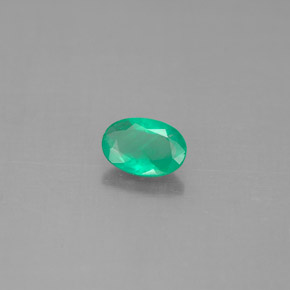 Esmeralda Verde Natural 0.45ct, Corte Oval, SI-I1