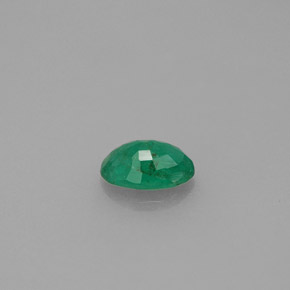 Esmeralda verde natural 0,40ct, corte oval, SI-I1