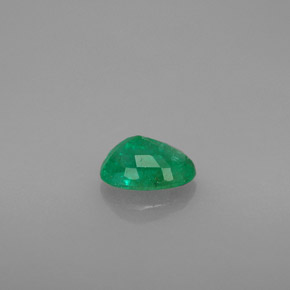 Esmeralda verde natural 0,45ct, corte oval, SI-I1