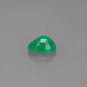 Esmeralda verde natural 0,54ct, corte oval, SI-I1