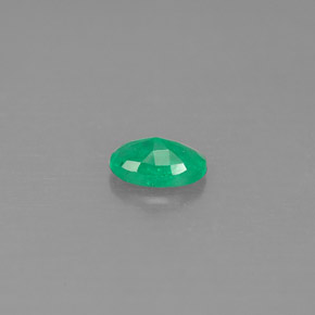 Esmeralda verde natural 0,40ct, corte oval, SI-I1
