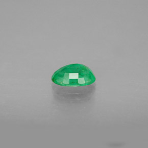 Esmeralda verde natural 0,39ct, corte oval, SI