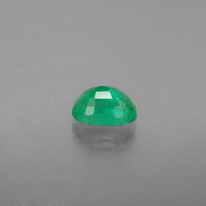 Esmeralda verde natural 0,58ct, corte oval, SI