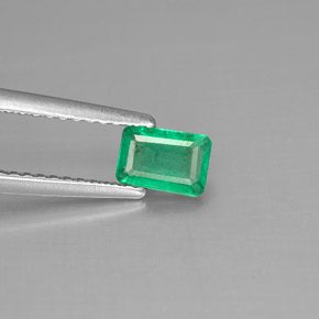 Esmeralda verde natural 0,44ct, corte esmeralda, SI-I1