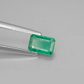 Esmeralda verde natural 0,54ct, corte esmeralda, SI-I1