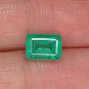 Esmeralda verde natural 0,95ct, corte esmeralda, SI