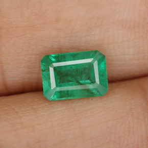 Esmeralda verde natural 0,94ct, corte esmeralda, SI