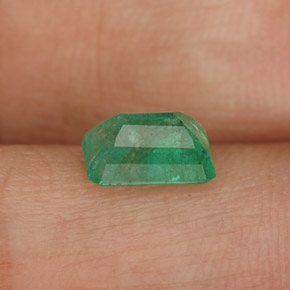 Esmeralda verde natural 0,94ct, corte esmeralda, SI