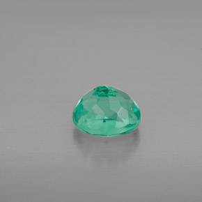 Esmeralda verde natural 0,74ct, corte oval, VS-SI