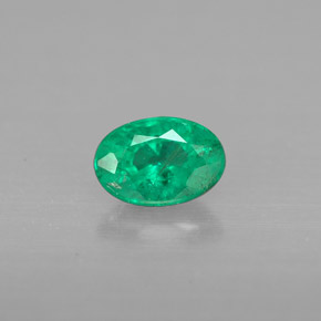 Esmeralda verde natural 0,41ct, corte oval, VS-SI