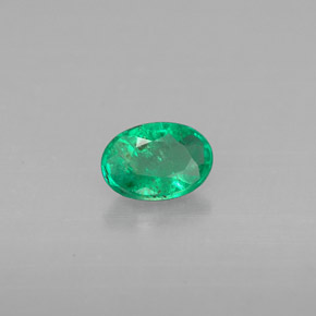 Esmeralda verde natural 0,41ct, corte oval, VS-SI