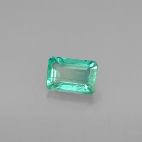 Esmeralda verde natural 0,60ct, corte esmeralda, SI