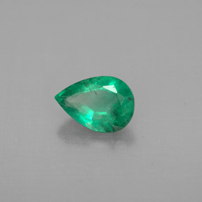 Esmeralda verde natural 0,64ct, formato de pêra, VS-SI