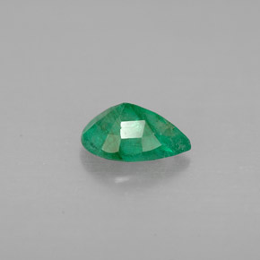 Esmeralda verde natural 0,58ct, formato de pêra, VS-SI