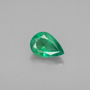 Esmeralda verde natural 0,57ct, formato de pêra, SI