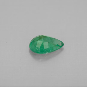 Esmeralda verde natural 0,57ct, formato de pêra, SI