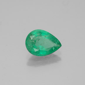 Esmeralda verde natural 0,85ct, formato de pêra, VS-SI