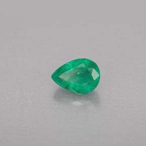 Esmeralda verde natural 0,78ct, formato de pêra, VS-SI