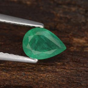 Esmeralda verde natural 0,69ct, formato de pêra, I1