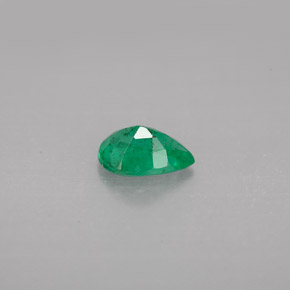 Esmeralda verde natural 0,58ct, formato de pêra, VS-SI
