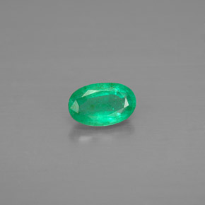 Esmeralda verde natural 0,40ct, corte oval, VS-SI