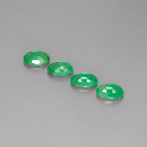 Pedras preciosas de esmeralda verde natural de  ct, corte oval, VS-SI
