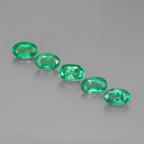 Pedras preciosas de esmeralda verde natural de  ct, corte oval, VS-SI