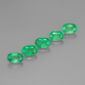 Pedras preciosas de esmeralda verde natural de  ct, corte oval, VS-SI