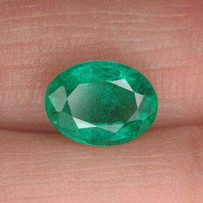 Esmeralda verde natural 1,73ct, corte oval, VS-SI
