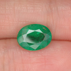 Esmeralda verde natural 1,56ct, corte oval, SI