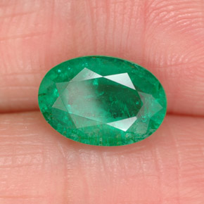 Esmeralda verde natural 1,64ct, corte oval, SI-I1