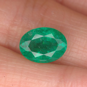 Esmeralda verde natural 1,85ct, corte oval, SI-I1