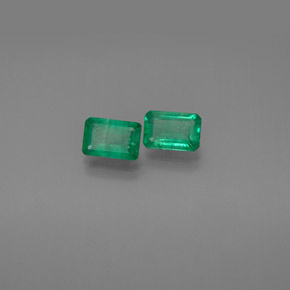 Pedras preciosas de esmeralda verde natural de  ct, corte esmeralda, SI