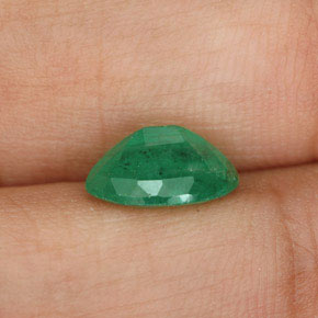 Esmeralda verde natural 1,58ct, corte oval, I1