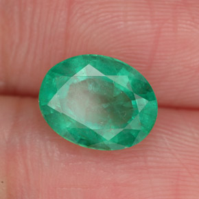 Esmeralda verde natural 1,87ct, corte oval, SI