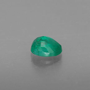 Esmeralda verde natural 0,36ct, corte oval, SI