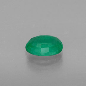 Esmeralda verde natural 0,46ct, corte oval, SI