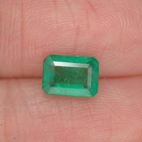 Esmeralda verde natural 0,86ct, corte esmeralda, SI-I1