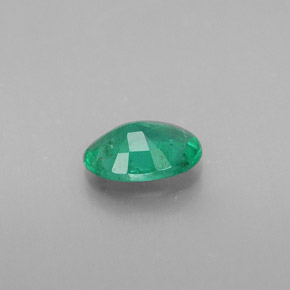 Esmeralda verde natural 0,35ct, corte oval, SI